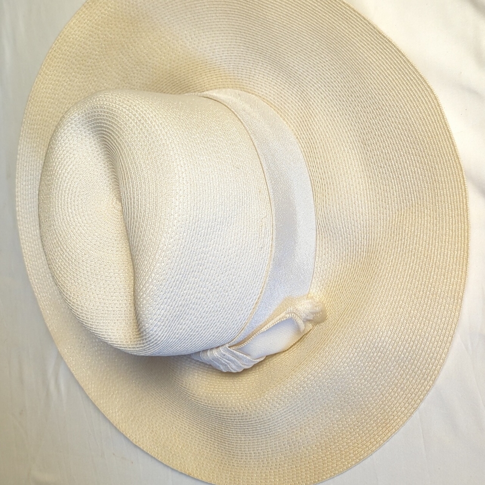 Vintage Ladies Hat, Ladies Sun Hat, Vintage Millenery Ladies Hat - Picture 3 of 8